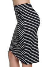Load image into Gallery viewer, Plus Size Nautical Stripped Navy Skirt